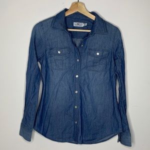 Vineyard Vines Button Down Shirt